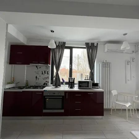 Apartament Porto Torres Cherry-Red Апартаменты *